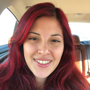 Meet your Posher, Alejandra